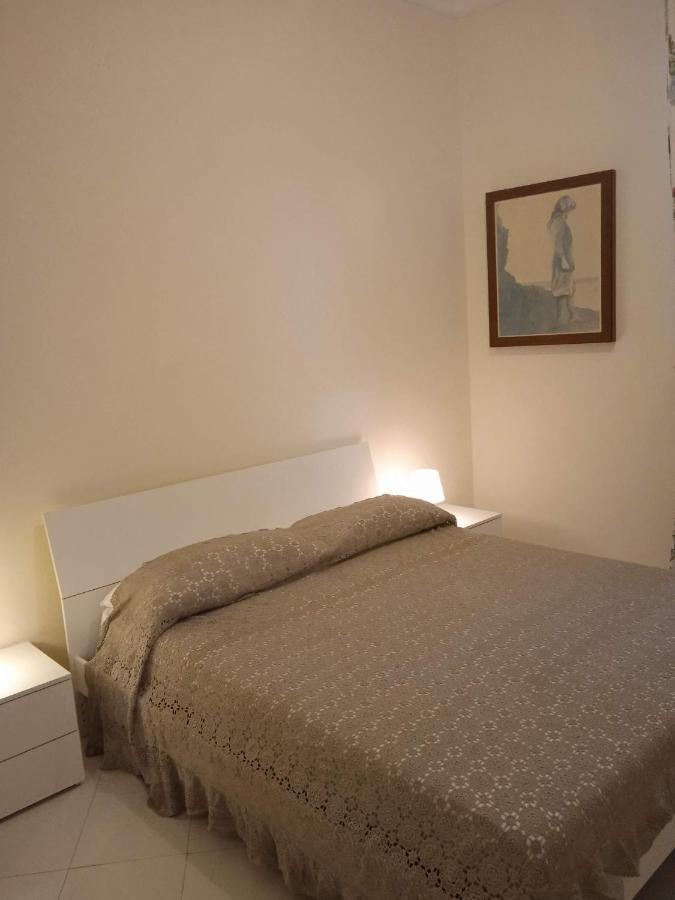 דירות קליארי Casa Jacaranda מראה חיצוני תמונה